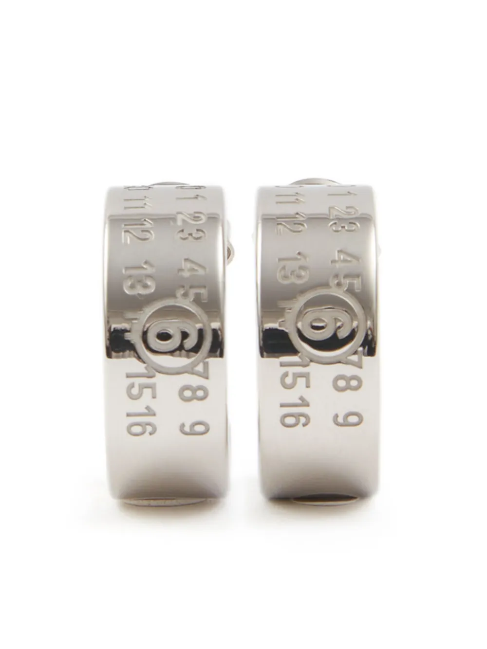 Серьги-кольца Numeric с гравировкой MM6 Maison Margiela, серебряный 
Серьги-кольца Numeric с гравировкой MM6 Maison Margiela, серебряный
