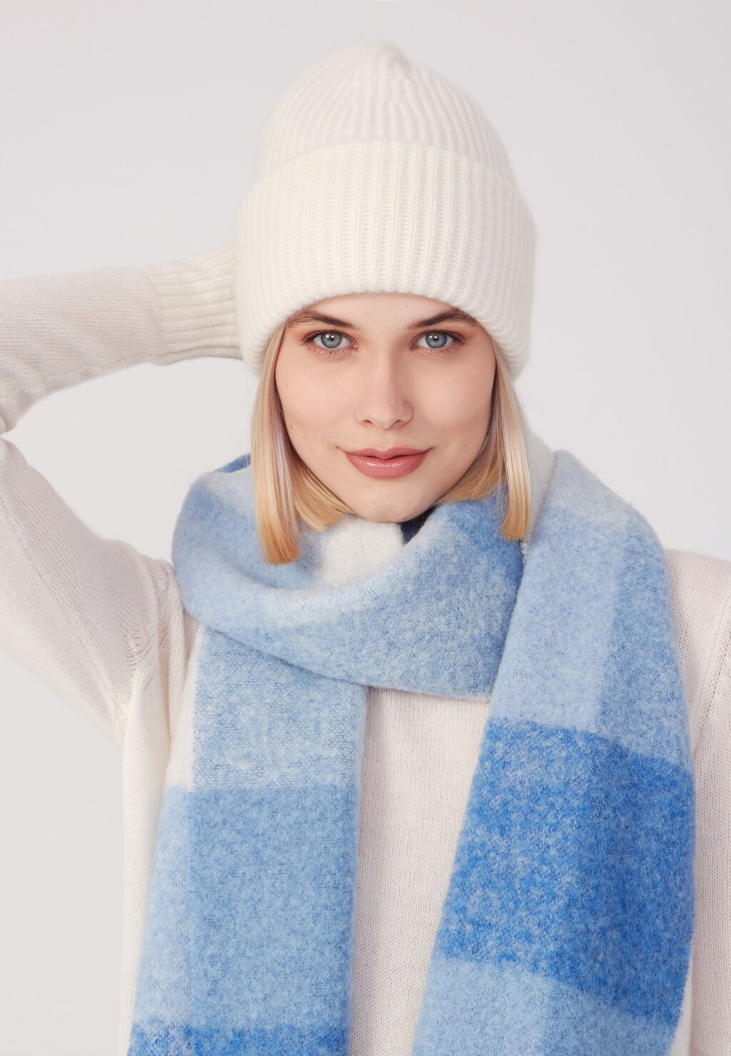 Шапка CHUNKY Style Republic, цвет creme
Шапка CHUNKY Style Republic, цвет creme