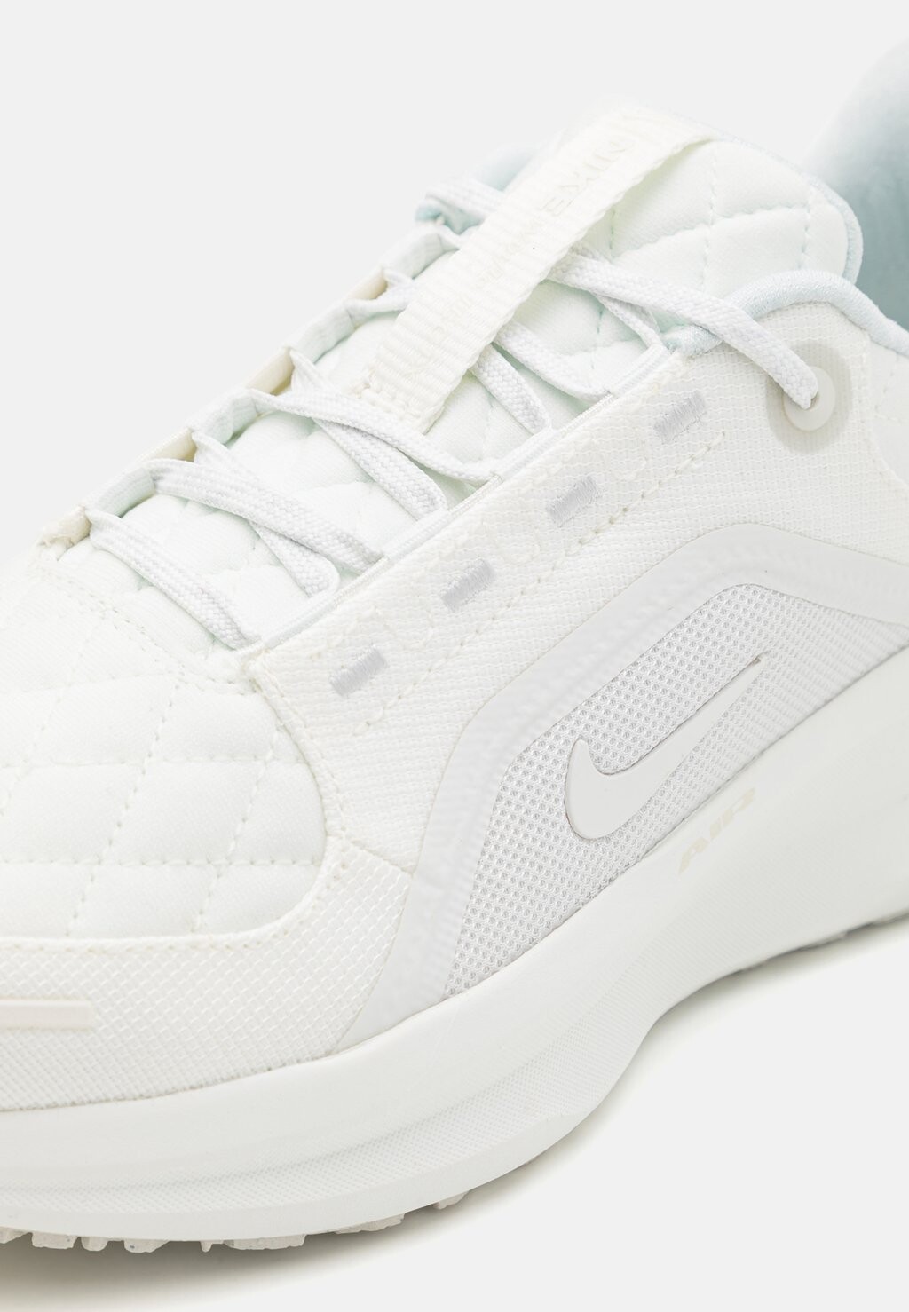 Кроссовки для бега AIR WINFLO 11 Nike Performance, белый
Кроссовки для бега AIR WINFLO 11 Nike Performance, белый