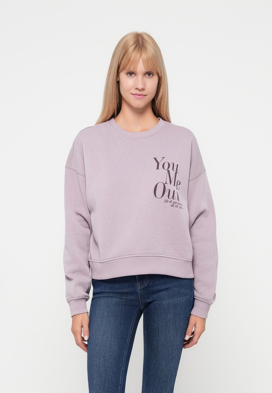 Толстовка ONLY ONLBEST PRINT CREW NECK, Lilac
Толстовка ONLY ONLBEST PRINT CREW NECK, Lilac