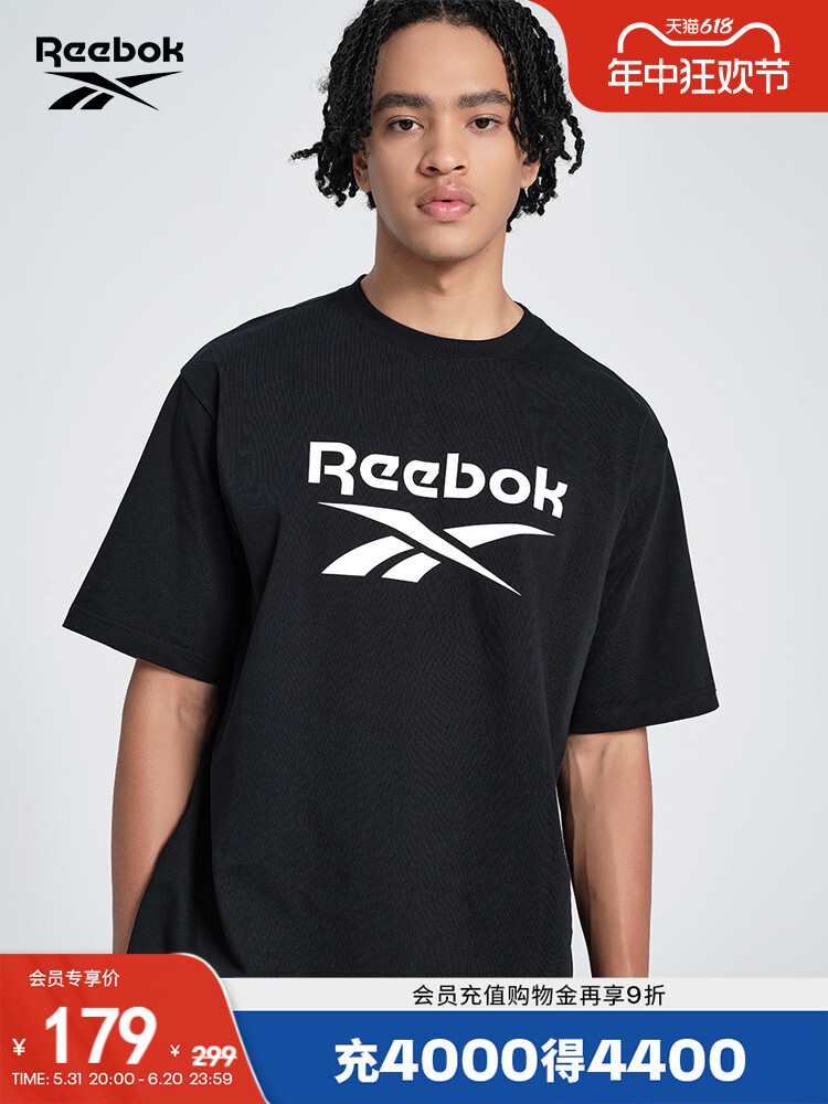 Футболка Reebok для спорта и отдыха
Футболка Reebok для спорта и отдыха