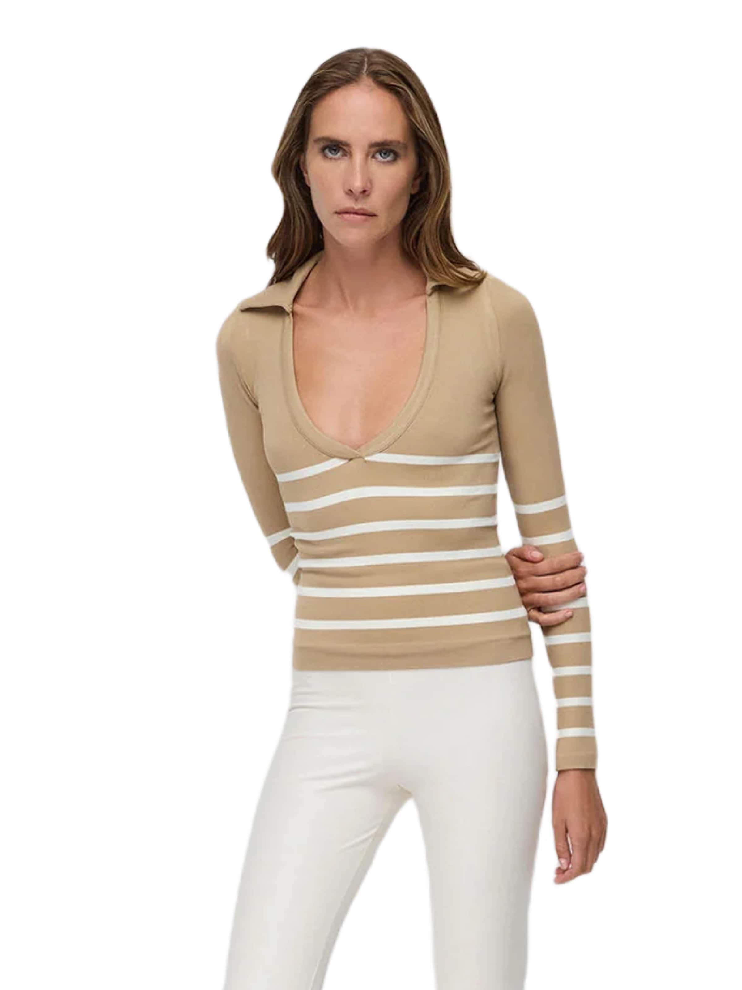 No Matter What Лонгслив в бежевом цвете
No Matter What Лонгслив в бежевом цвете