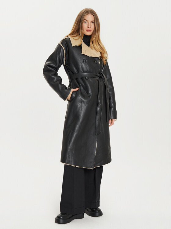 Переходная куртка стандартного кроя Brave Soul, черный
Переходная куртка стандартного кроя Brave Soul, черный