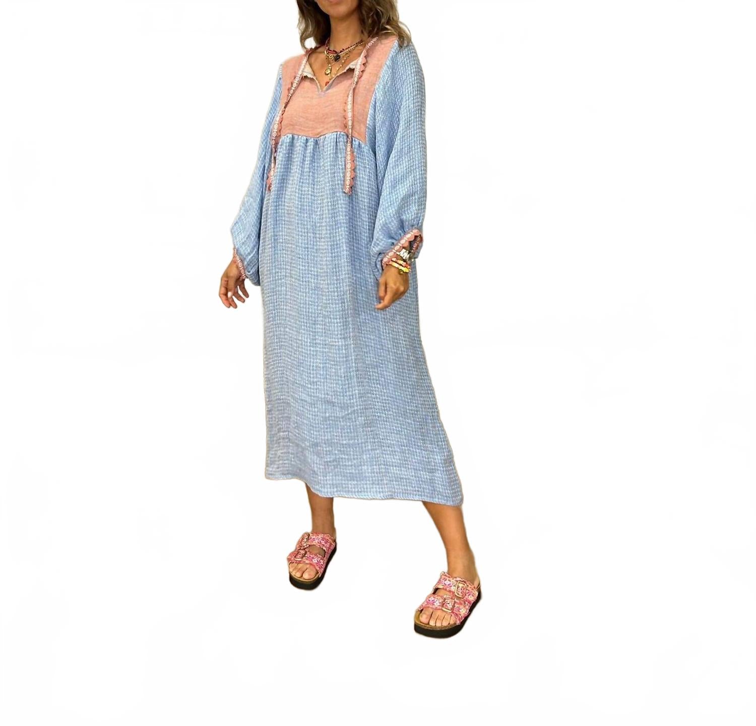 Zefiro Midi Dress в синем Ninaleuca 
Zefiro Midi Dress в синем Ninaleuca