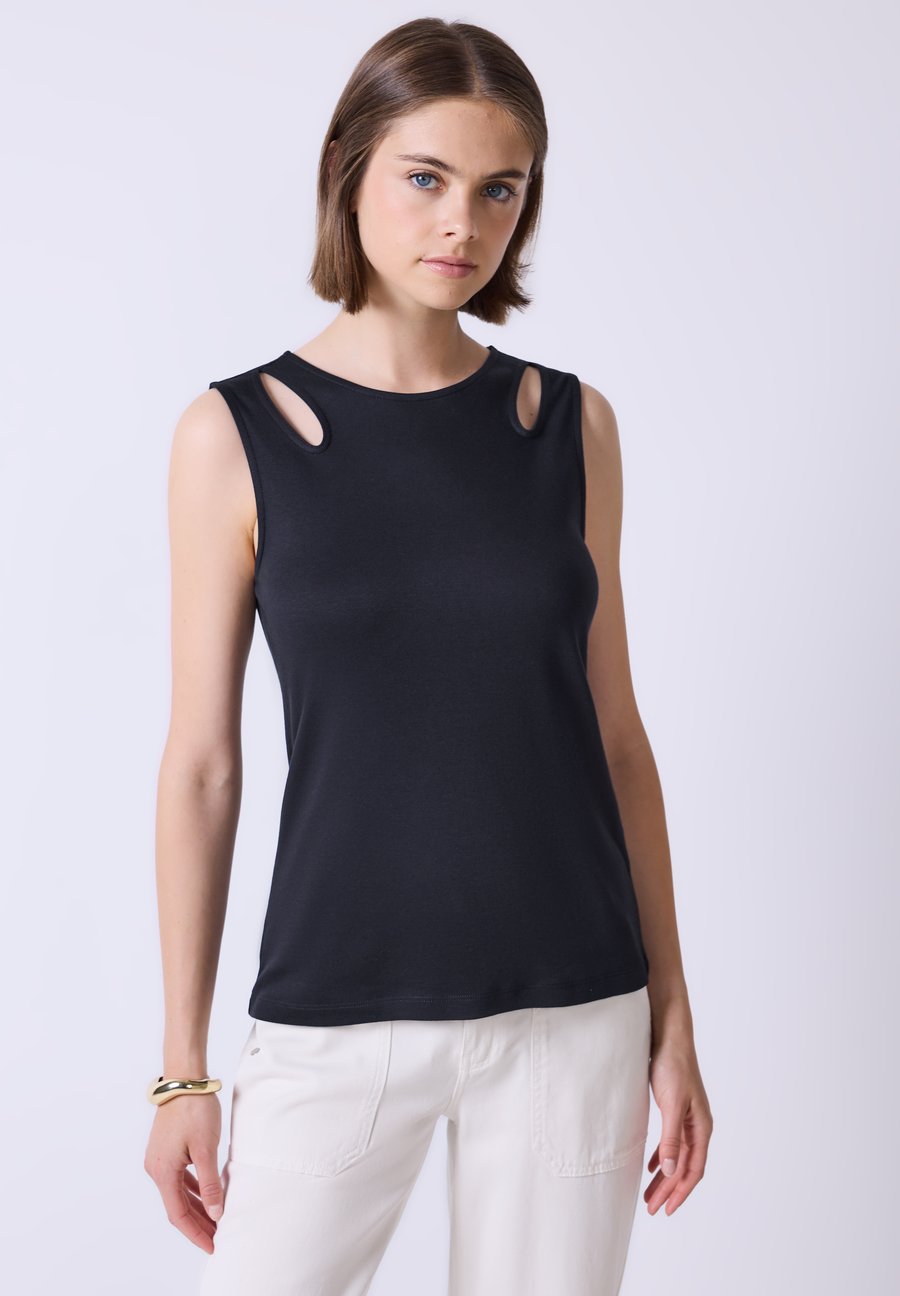 Топ Street One Studio MIT CUT-OUTS, Blau/Dark Blue
Топ Street One Studio MIT CUT-OUTS, Blau/Dark Blue