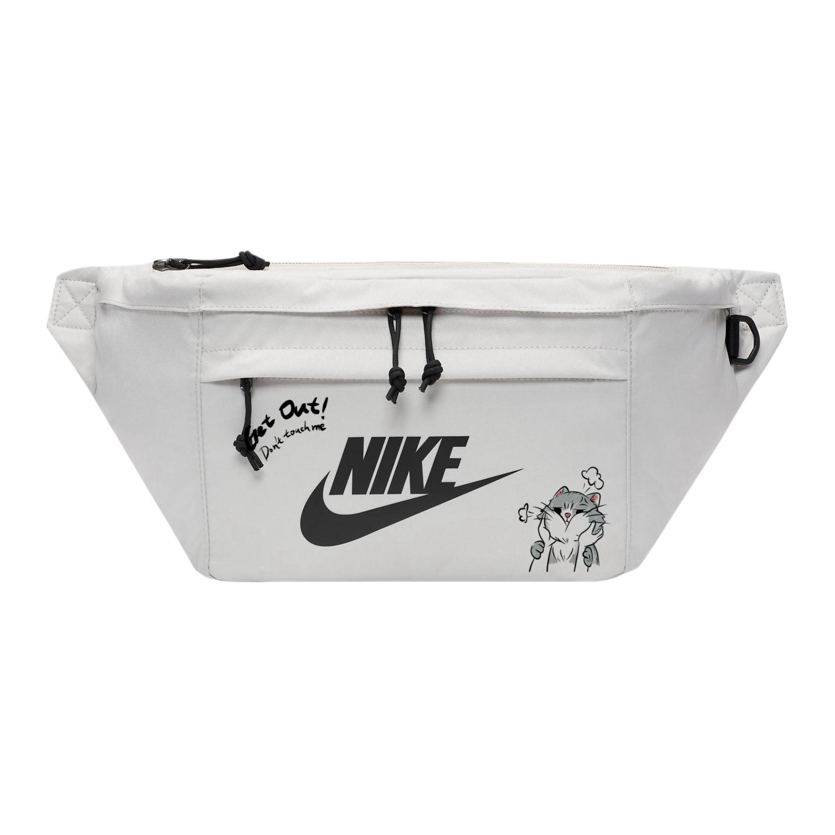 Nike Тканевая наплечная сумка через плечо поясная унисекс светло-бежевая, Cute Cat Print
Nike Тканевая наплечная сумка через плечо поясная унисекс светло-бежевая, Cute Cat Print