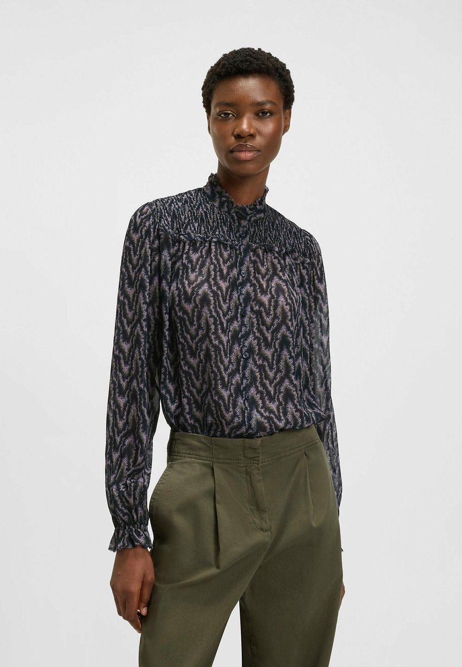 Блуза BOSS BENVYLLA, Patterned Thirtytwo/Dark Blue
Блуза BOSS BENVYLLA, Patterned Thirtytwo/Dark Blue