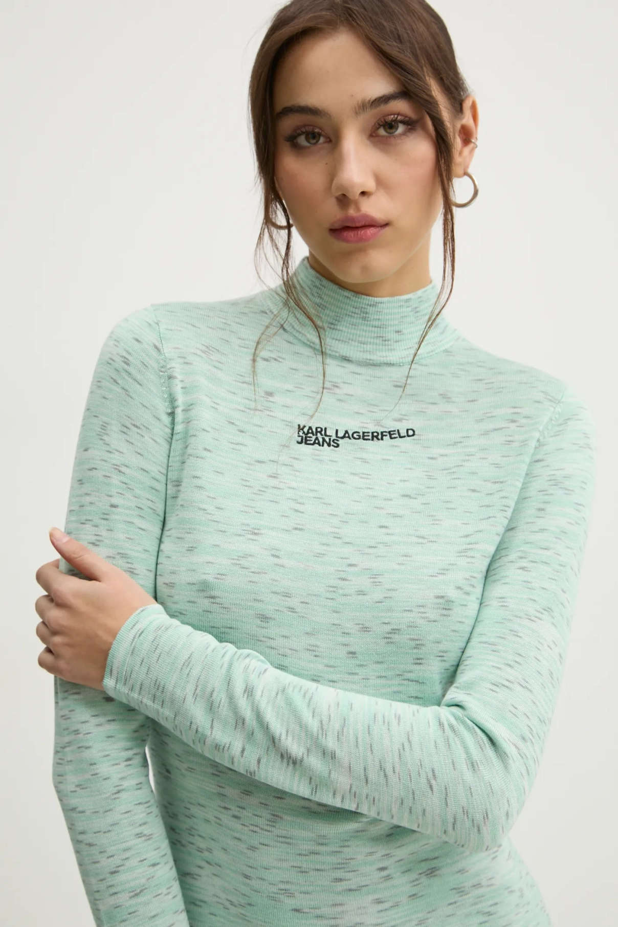 Свитер Karl Lagerfeld Jeans, зеленый
Свитер Karl Lagerfeld Jeans, зеленый