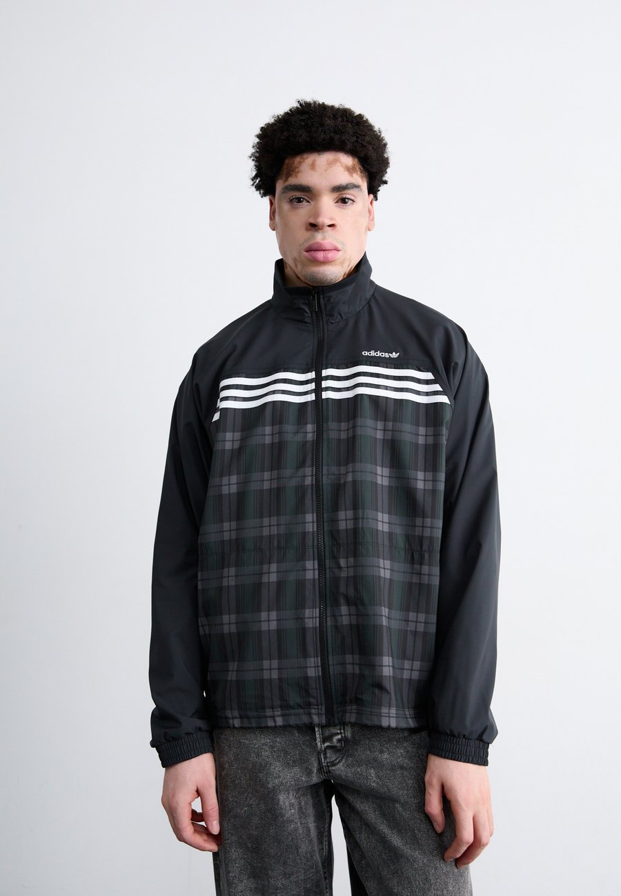 Куртка Adidas Originals GRAPHIC, Black
Куртка Adidas Originals GRAPHIC, Black