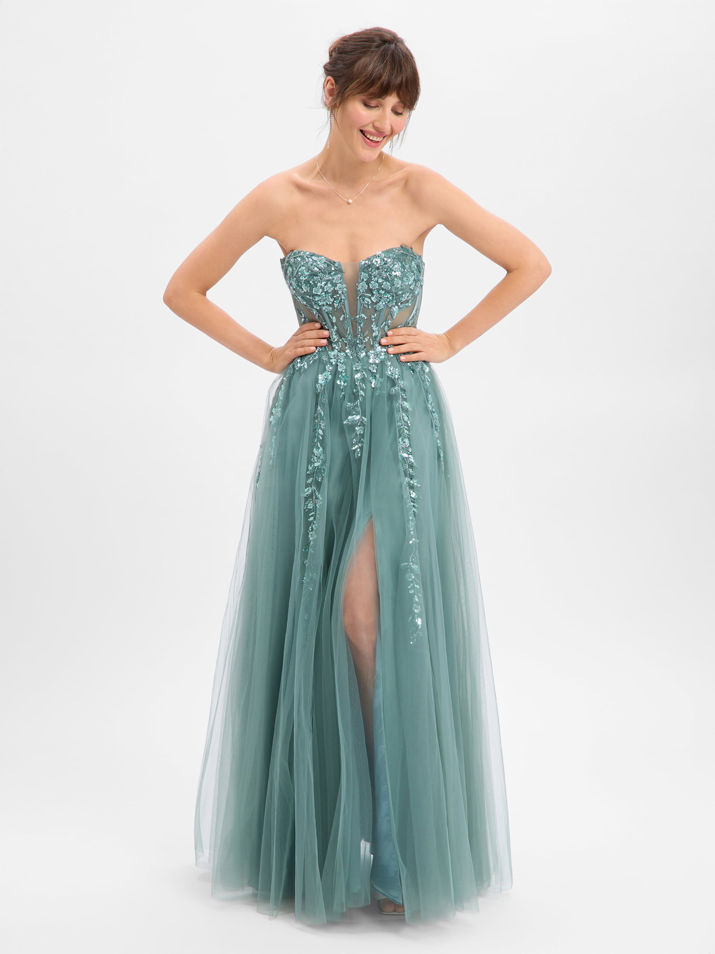 Luxuar Fashion Вечернее платье в цвете Mint
Luxuar Fashion Вечернее платье в цвете Mint