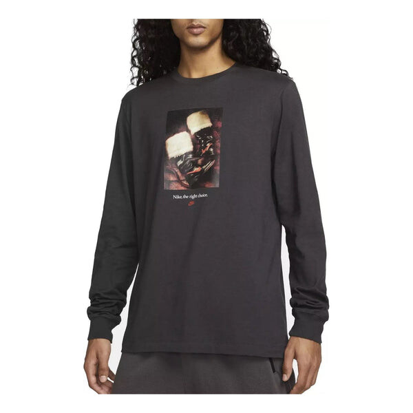 Футболка Nike SS23 T, цвет dark charcoal
Футболка Nike SS23 T, цвет dark charcoal