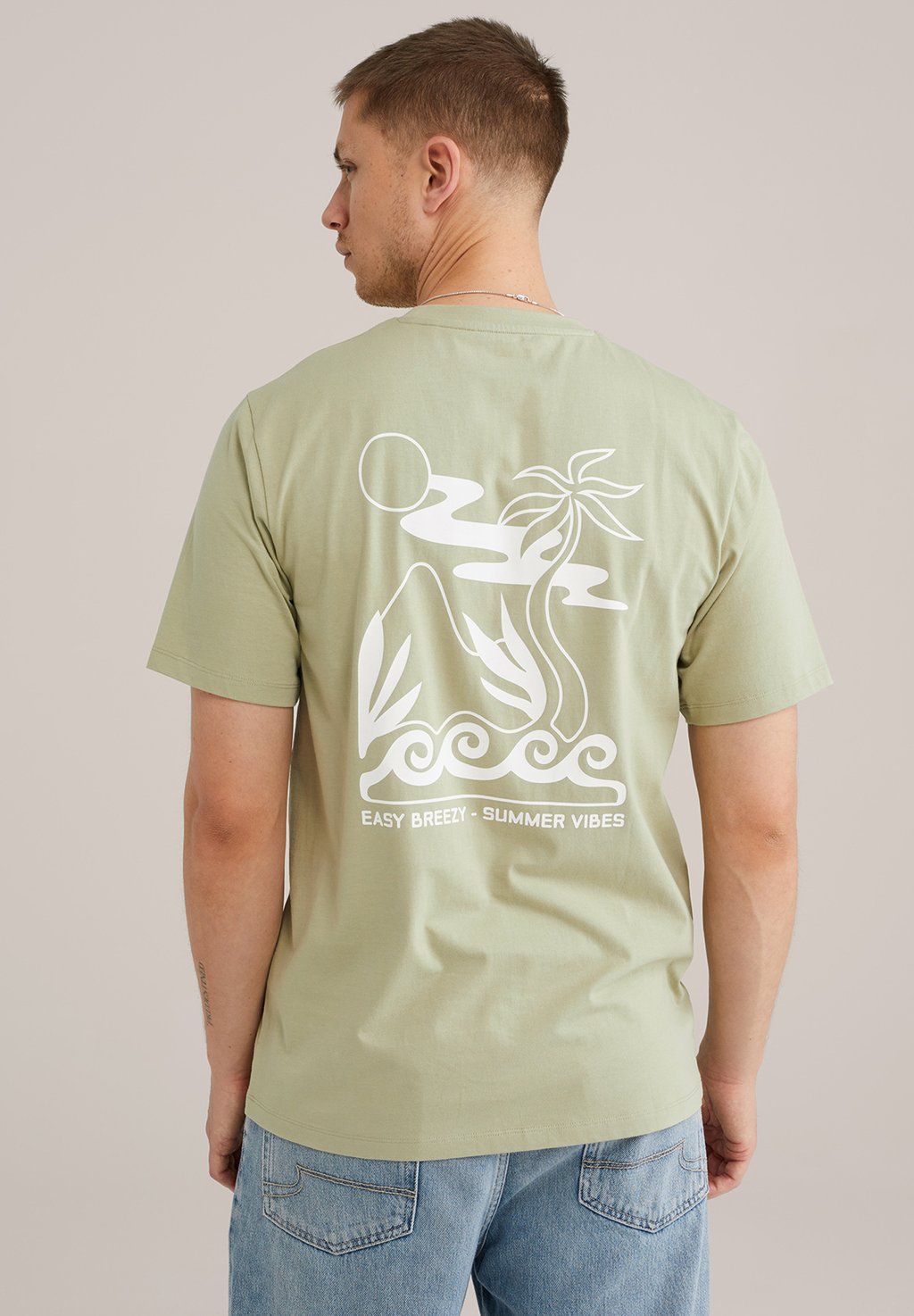 Футболка с принтом WE Fashion, светло-зеленый
Футболка с принтом WE Fashion, светло-зеленый