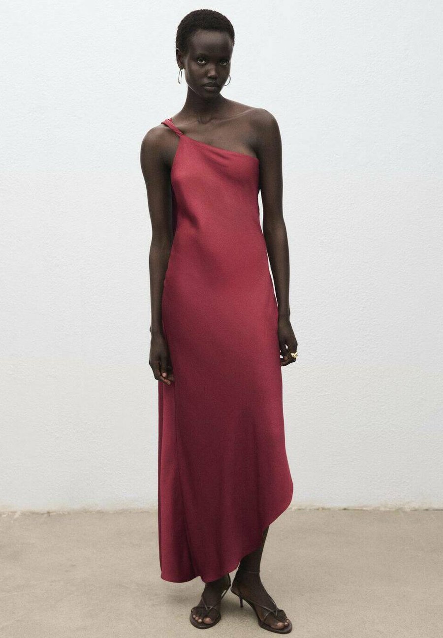 Платье Mango ASYMMETRICAL , Bordeaux
Платье Mango ASYMMETRICAL , Bordeaux