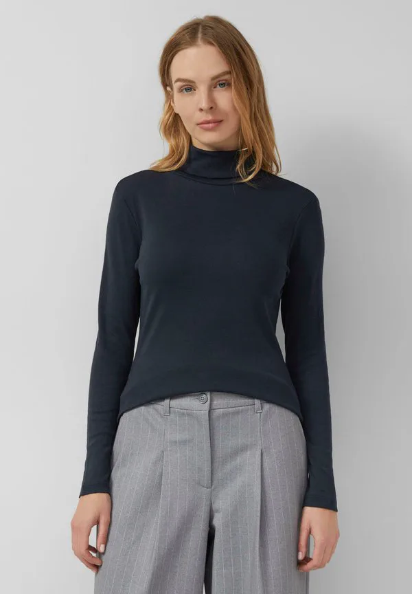 Футболка с длинными рукавами, облегающего кроя, с завышенной талией. S.Oliver, Navy, Синий, Футболка с длинными рукавами, облегающего кроя, с завышенной талией. S.Oliver, Navy
Футболка с длинными рукавами, облегающего кроя, с завышенной талией. S.Oliver, Navy, Синий, Футболка с длинными рукавами, облегающего кроя, с завышенной талией. S.Oliver, Navy