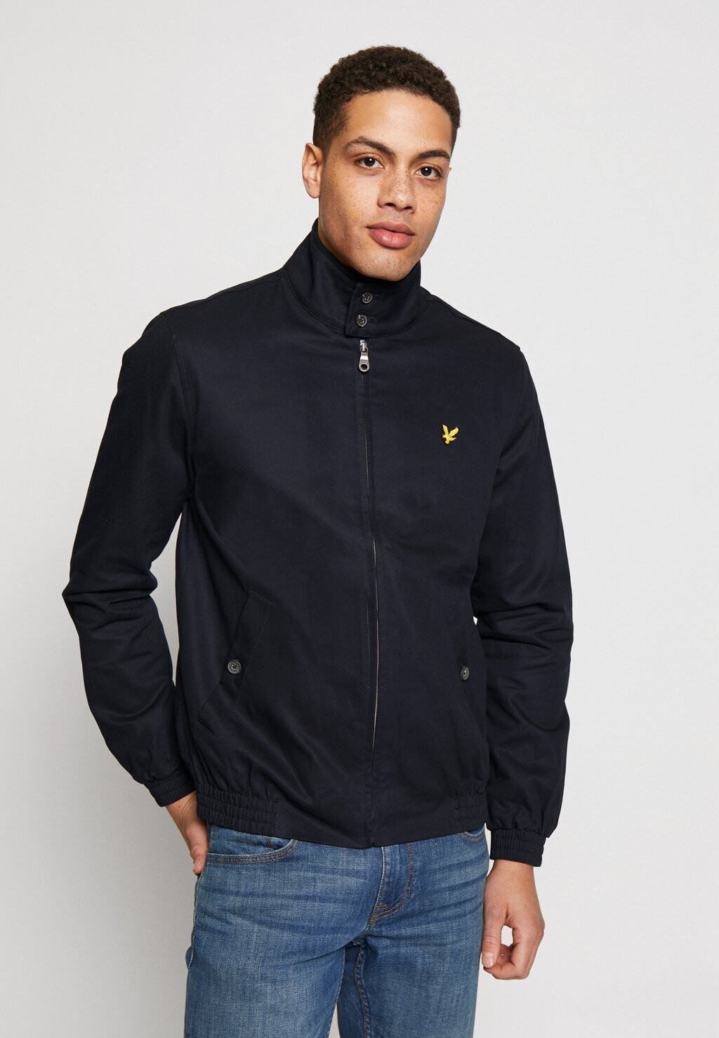 Куртка Lyle & Scott КУРТКА HARRINGTON, темно-синий
Куртка Lyle & Scott КУРТКА HARRINGTON, темно-синий