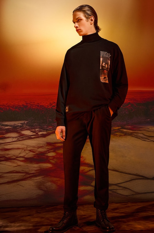 Лонгслив Medicine, черный
Лонгслив Medicine, черный