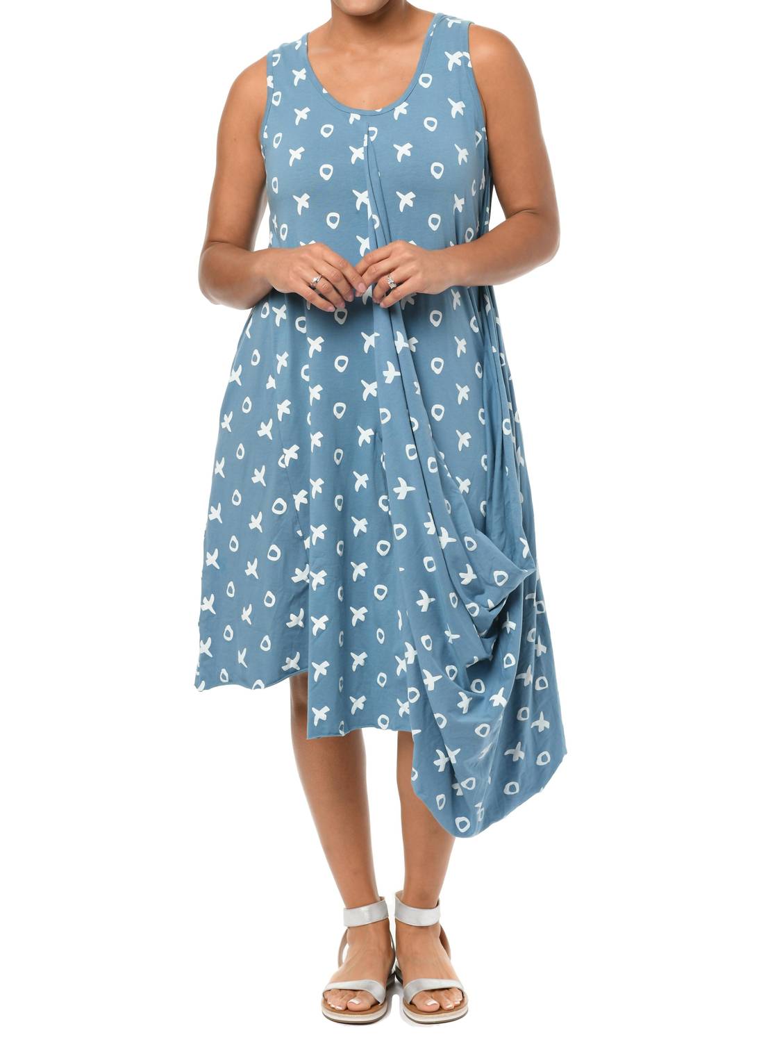 Платье Angelina в спа-голубом цвете XO Tulip Clothing
Платье Angelina в спа-голубом цвете XO Tulip Clothing