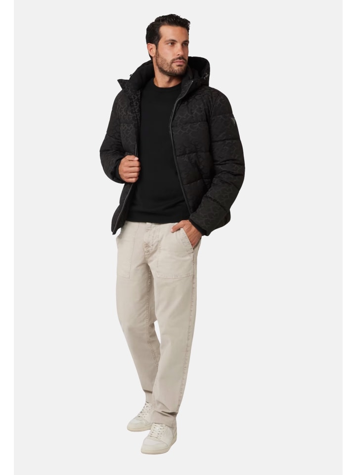 Стеганая куртка Guess, черный
Стеганая куртка Guess, черный