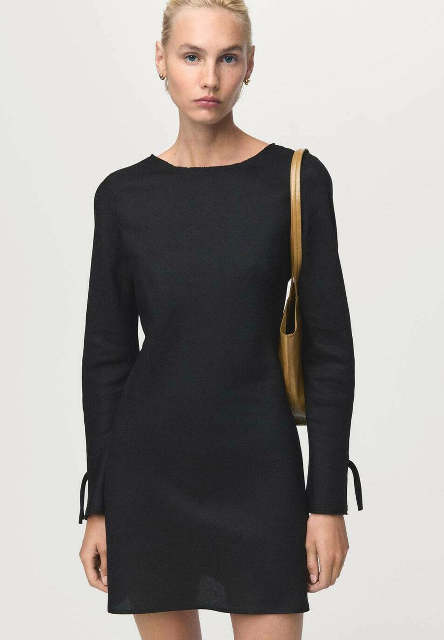 Платье Mango Day dress, Black
Платье Mango Day dress, Black