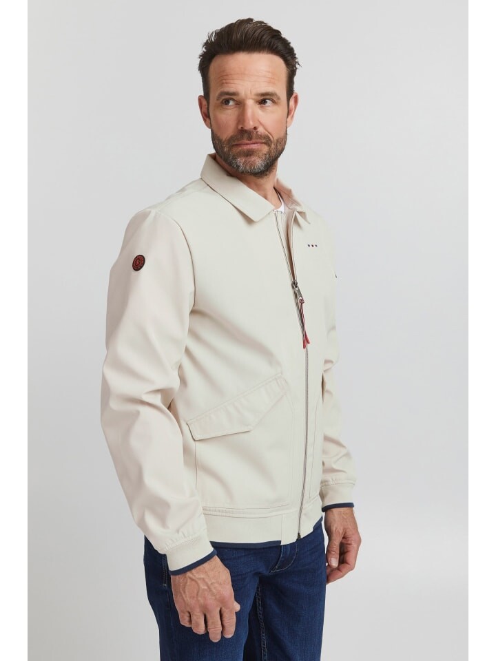 Переходная куртка FQ1924 Kurzjacke FQPeler 21900210-ME Übergangsjacke mit Eingrifftaschen, белый
Переходная куртка FQ1924 Kurzjacke FQPeler 21900210-ME Übergangsjacke mit Eingrifftaschen, белый