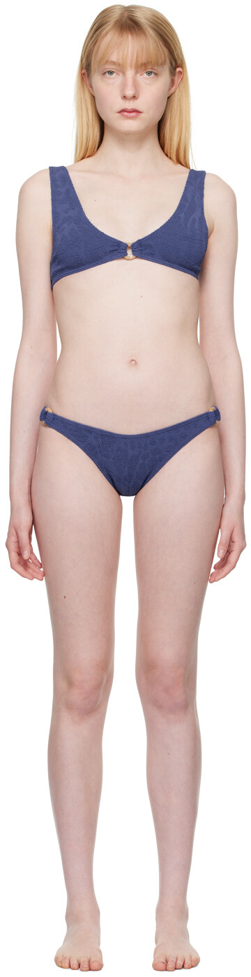 Фиолетовый скаут и бикини сцены Bond-Eye 
Фиолетовый скаут и бикини сцены Bond-Eye