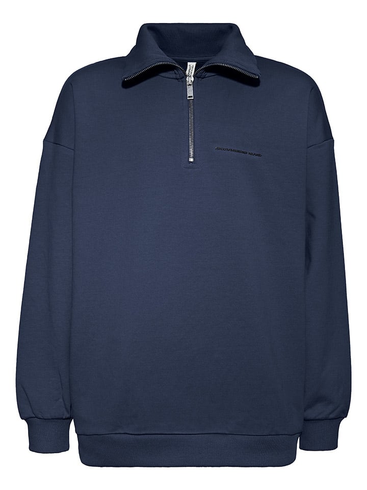 Темно-синяя толстовка Blue Effect
Темно-синяя толстовка Blue Effect