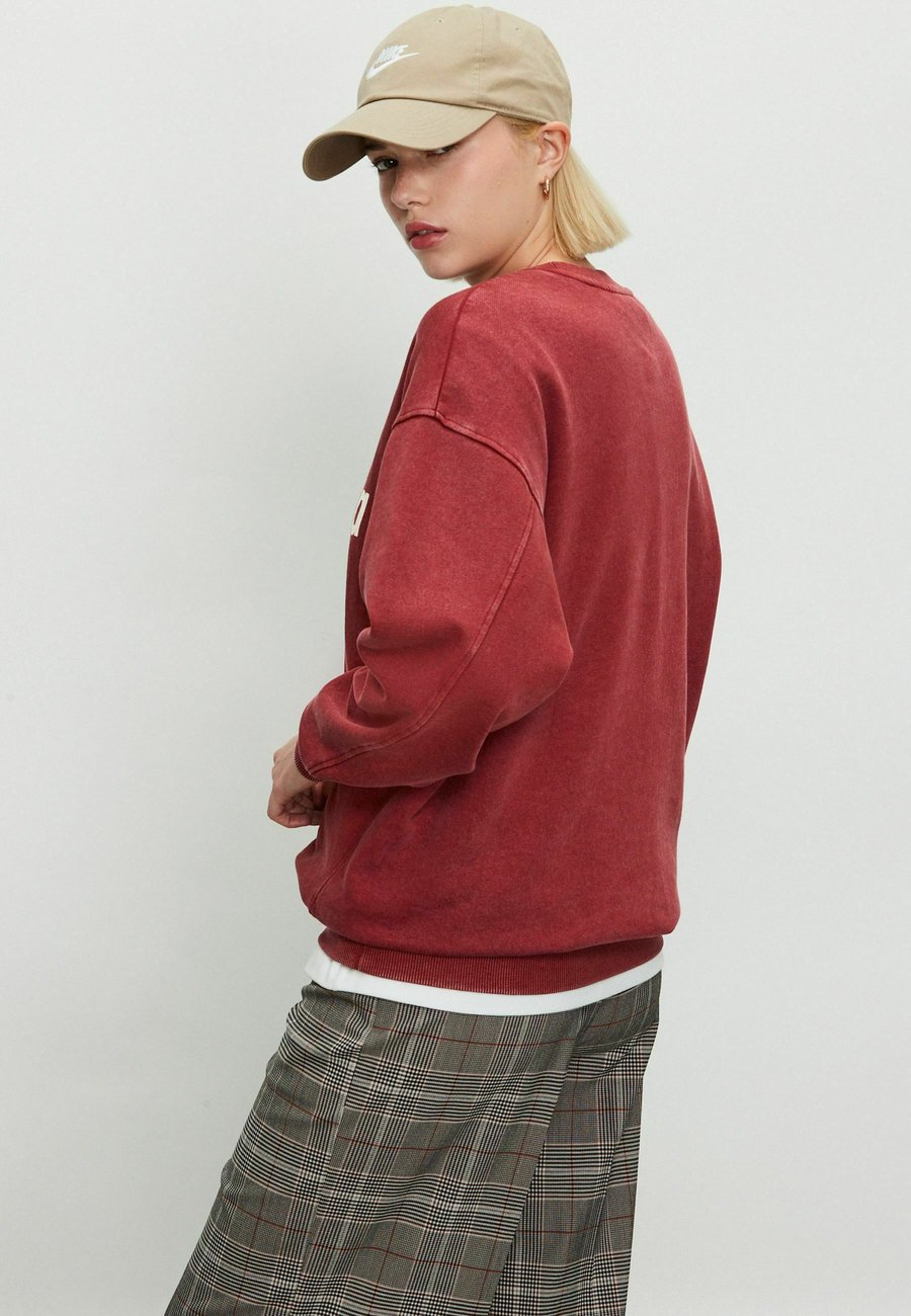 Толстовка Next Sweatshirt, Burgandy Red/Red, Красный, Толстовка Next Sweatshirt, Burgandy Red/Red
Толстовка Next Sweatshirt, Burgandy Red/Red, Красный, Толстовка Next Sweatshirt, Burgandy Red/Red