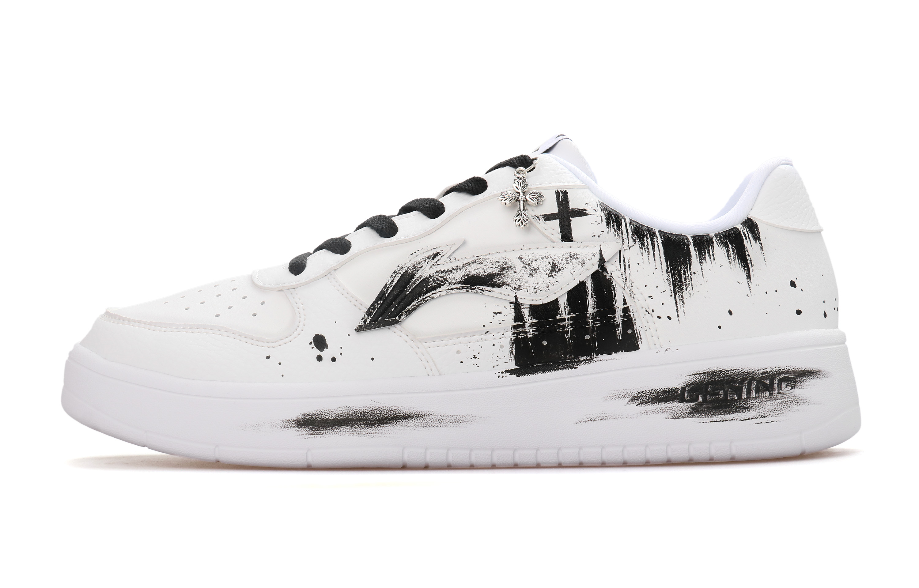 LINING Кроссовки Pontoon Boats с низким верхом, износостойкие, легкие и дышащие, для скейтбординга, мужские, белые, черные 
LINING Кроссовки Pontoon Boats с низким верхом, износостойкие, легкие и дышащие, для скейтбординга, мужские, белые, черные