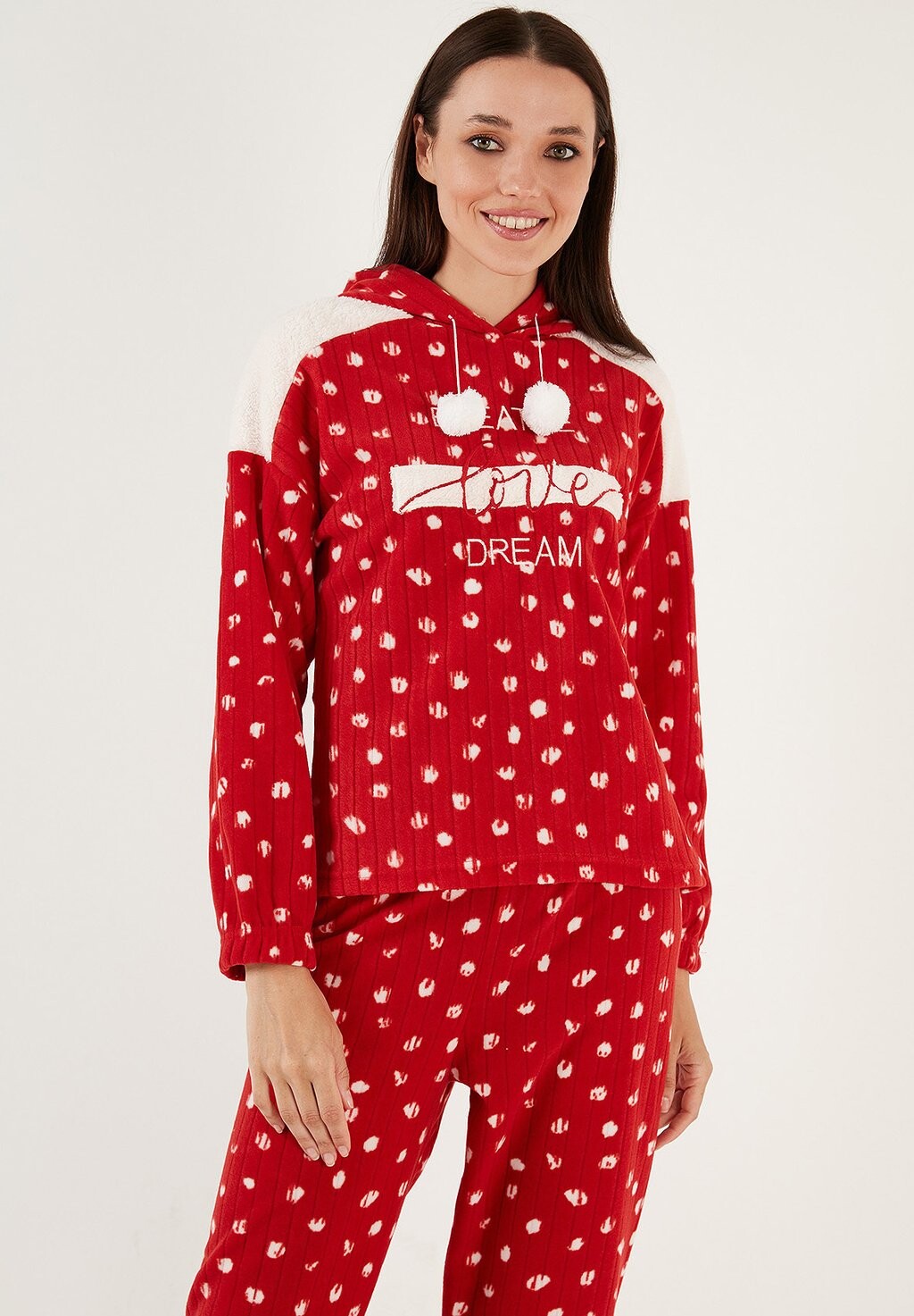 Пижамный комплект REGULAR FIT SET LELA, красный
Пижамный комплект REGULAR FIT SET LELA, красный