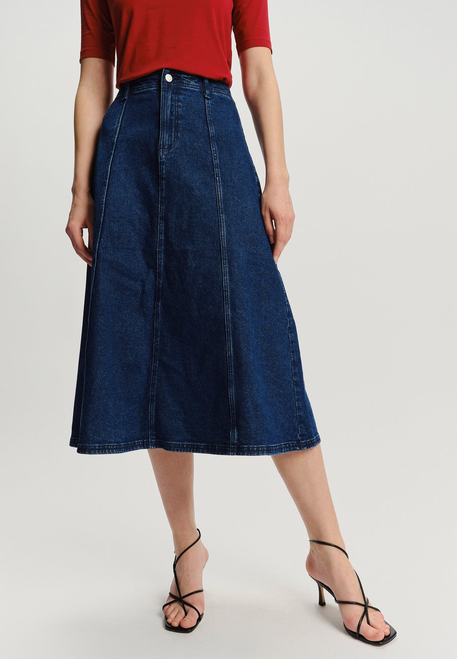 Юбка Greenpoint A-line skirt, Dark Blue
Юбка Greenpoint A-line skirt, Dark Blue