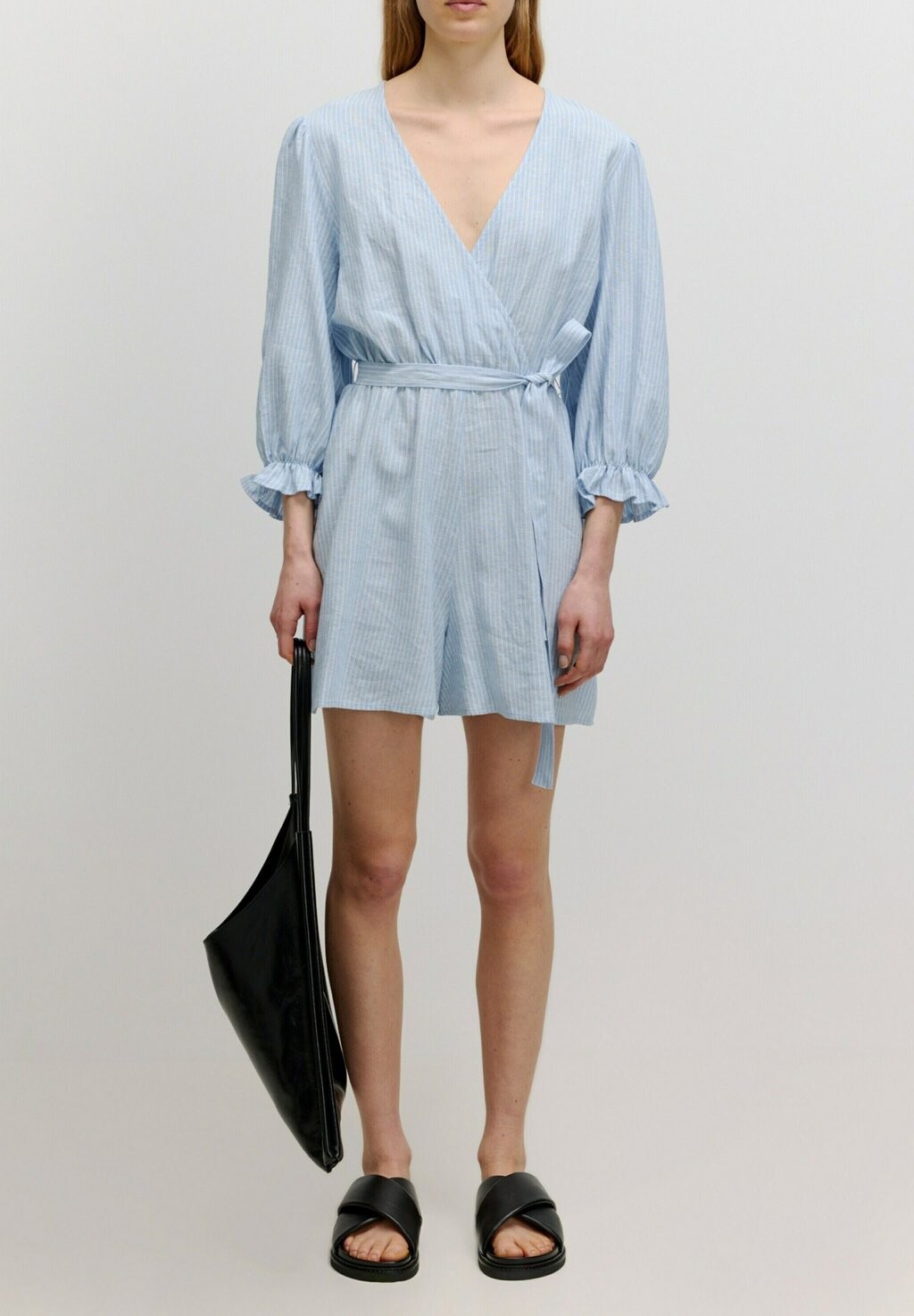 Комбинезон EDITED, синий
Комбинезон EDITED, синий