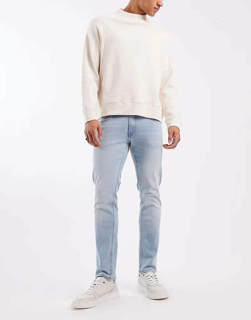 Узкие джинсы JJ Rebel Luke светло-серого цвета с винтажной потертостью
Узкие джинсы JJ Rebel Luke светло-серого цвета с винтажной потертостью