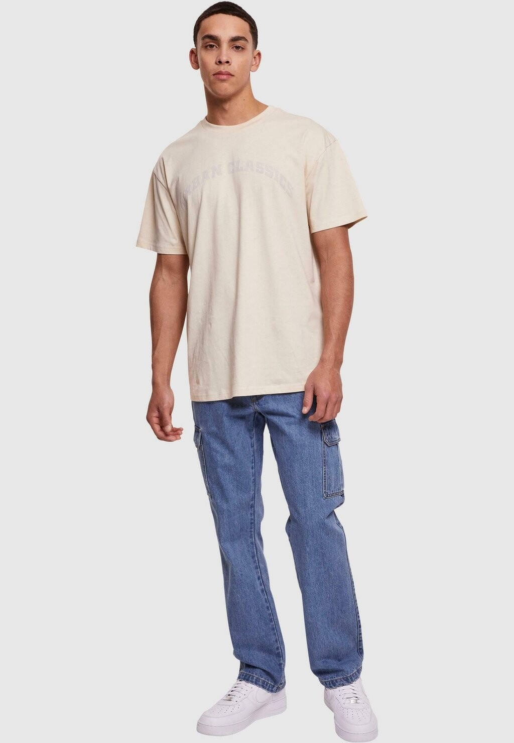 Джинсы-сигареты Urban Classics, светло-голубые, стираные
Джинсы-сигареты Urban Classics, светло-голубые, стираные