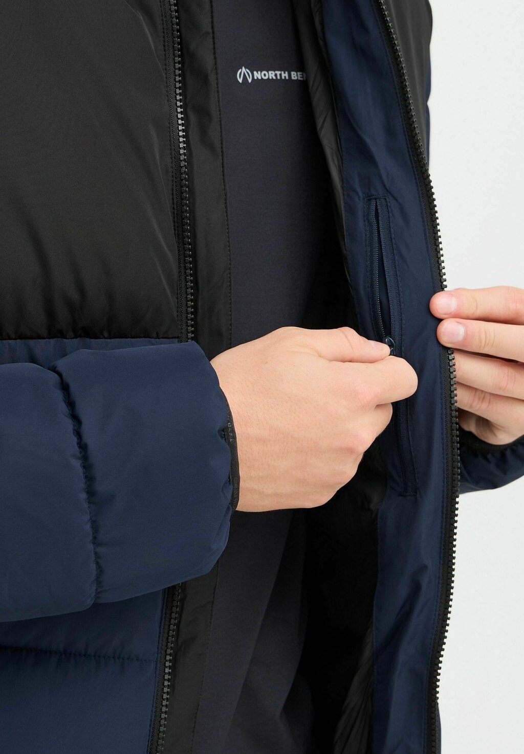 Зимняя куртка NBSARENO M North Bend, синий
Зимняя куртка NBSARENO M North Bend, синий