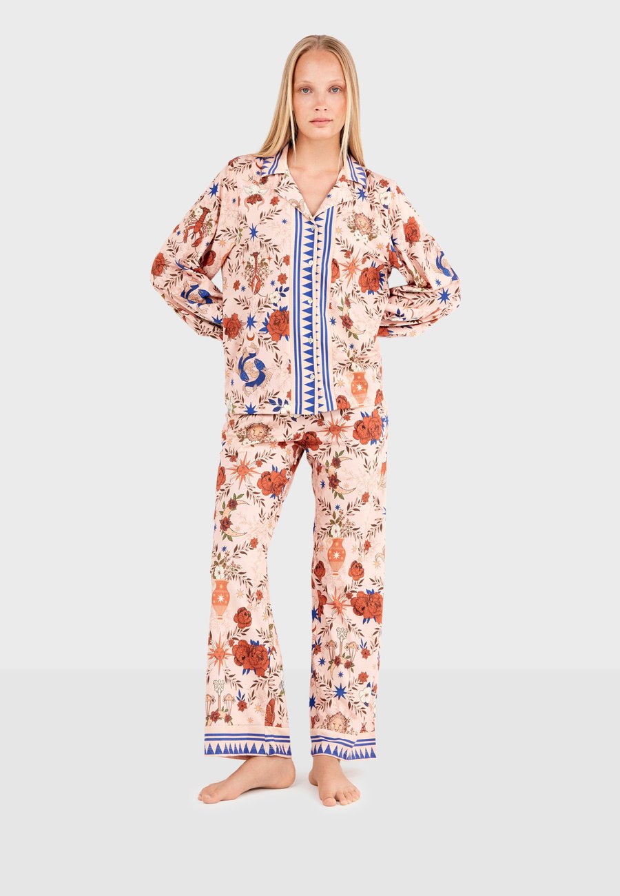 Пижамный комплект Gisela Pyjama set, Light Pink
Пижамный комплект Gisela Pyjama set, Light Pink