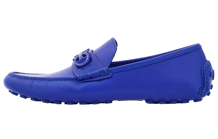 Футболка FERRAGAMO Driver с бляшкой Gancini из кожи, темно-синяя
Футболка FERRAGAMO Driver с бляшкой Gancini из кожи, темно-синяя