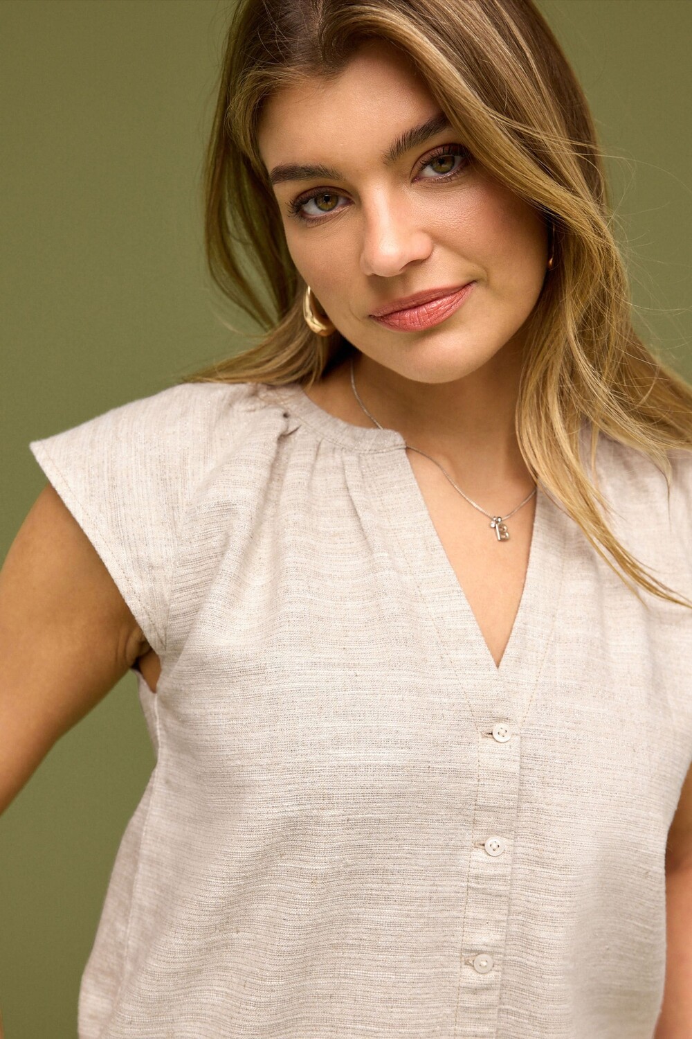 Топ на пуговицах со свободными рукавами и смесовым льном Next, бежевый
Топ на пуговицах со свободными рукавами и смесовым льном Next, бежевый