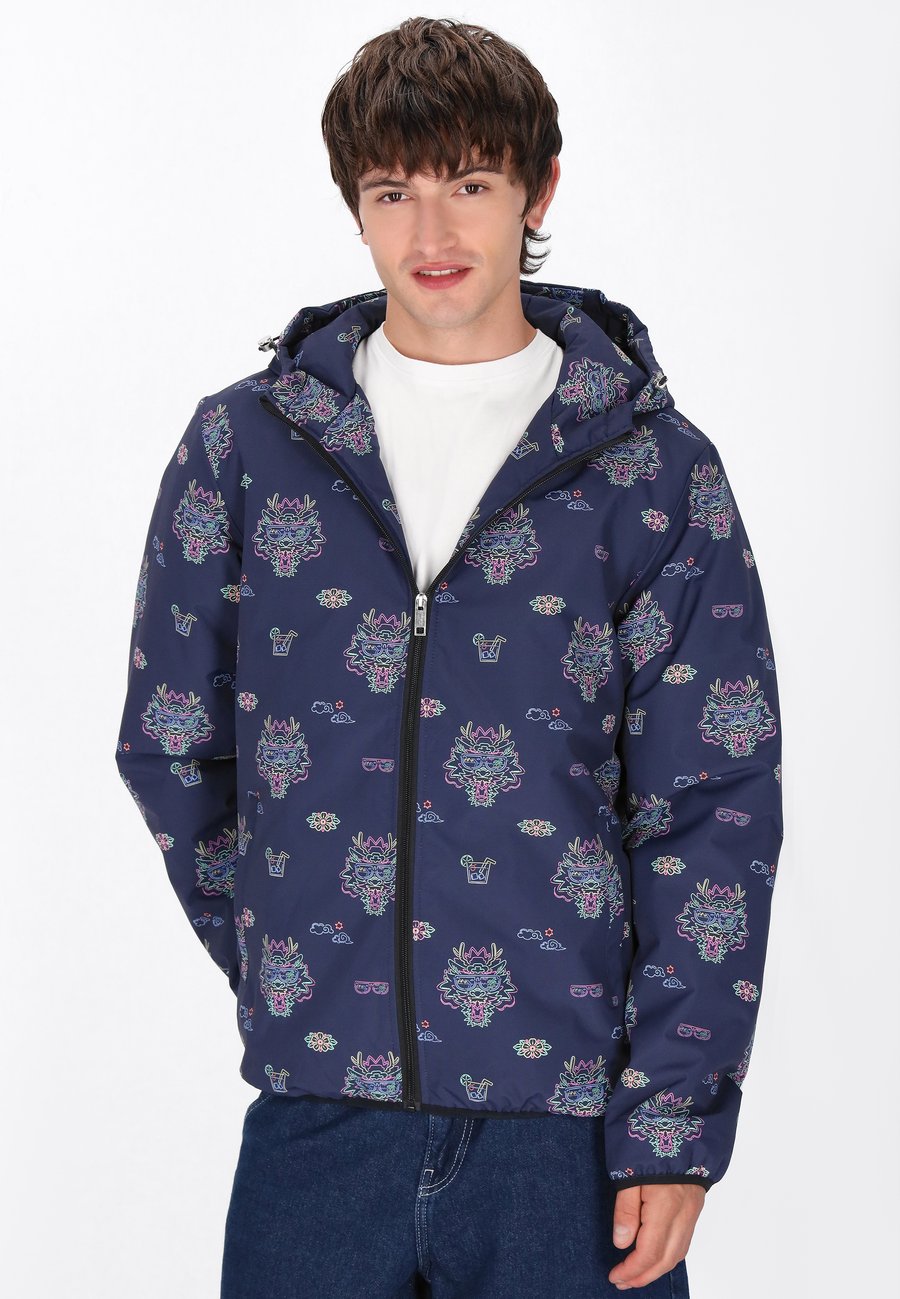 Куртка Mo Light jacket, Navy Multicolor/Dark Blue
Куртка Mo Light jacket, Navy Multicolor/Dark Blue