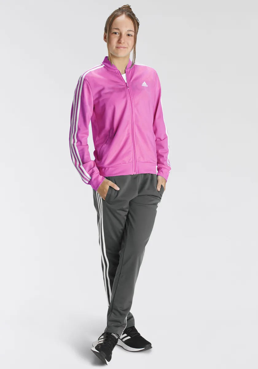 Спортивный костюм Adidas Sportswear "ESSENTIALS 3-STRIPES" (2 шт.), фуксия
Спортивный костюм Adidas Sportswear "ESSENTIALS 3-STRIPES" (2 шт.), фуксия