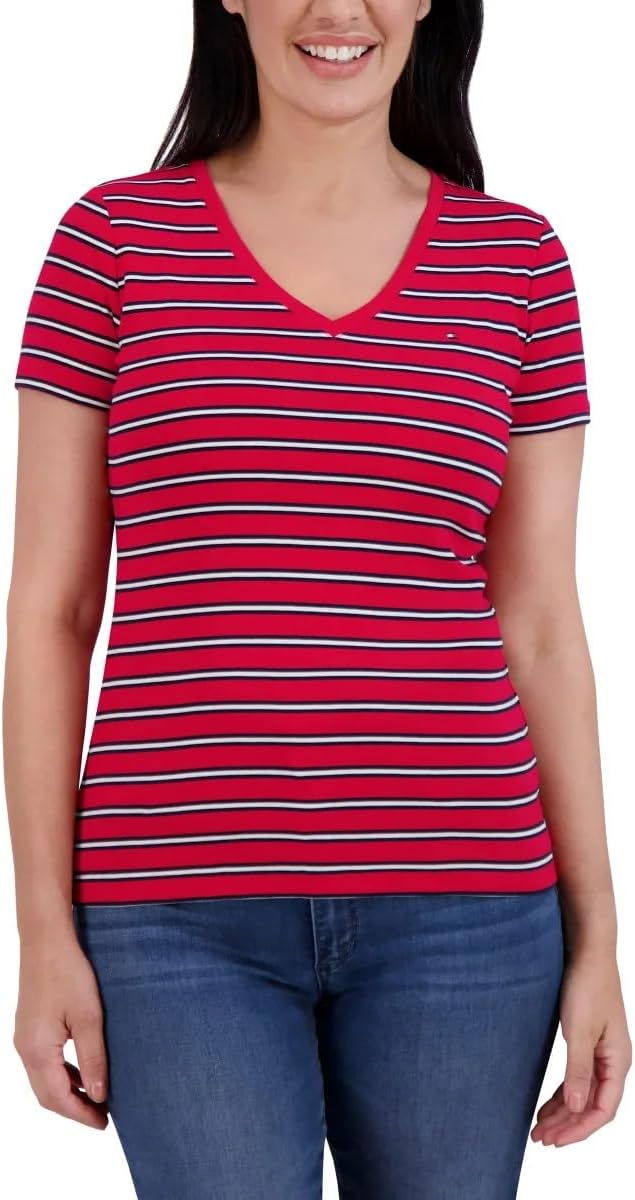 Женская футболка Tommy Hilfiger с V-образным вырезом - вышитый фирменный флаг - рукав-крылышко - V-образный вырез, Red, Красный, Женская футболка Tommy Hilfiger с V-образным вырезом - вышитый фирменный флаг - рукав-крылышко - V-образный вырез, Red
Женская футболка Tommy Hilfiger с V-образным вырезом - вышитый фирменный флаг - рукав-крылышко - V-образный вырез, Red, Красный, Женская футболка Tommy Hilfiger с V-образным вырезом - вышитый фирменный флаг - рукав-крылышко - V-образный вырез, Red