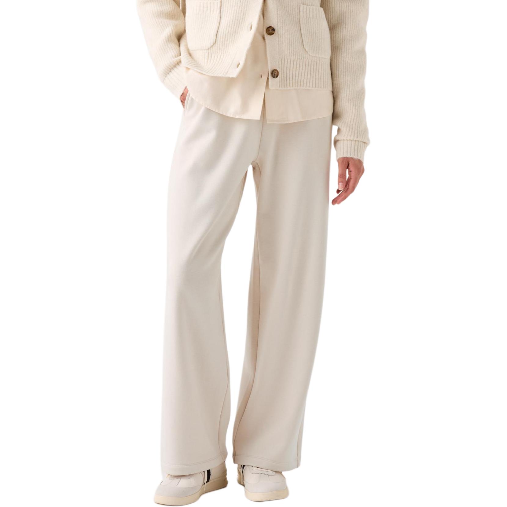 UNIQLO Женские повседневные брюки светло-бежевого цвета
UNIQLO Женские повседневные брюки светло-бежевого цвета