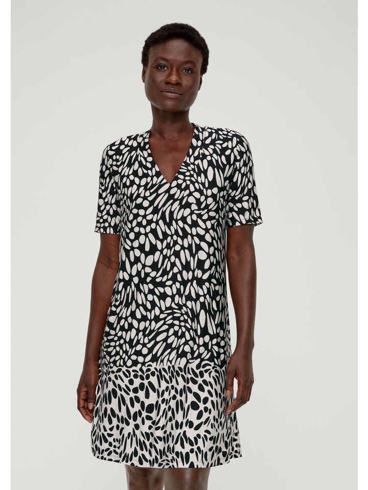 Короткое платье s.Oliver BLACK LABEL Kleid kurz, черный
Короткое платье s.Oliver BLACK LABEL Kleid kurz, черный