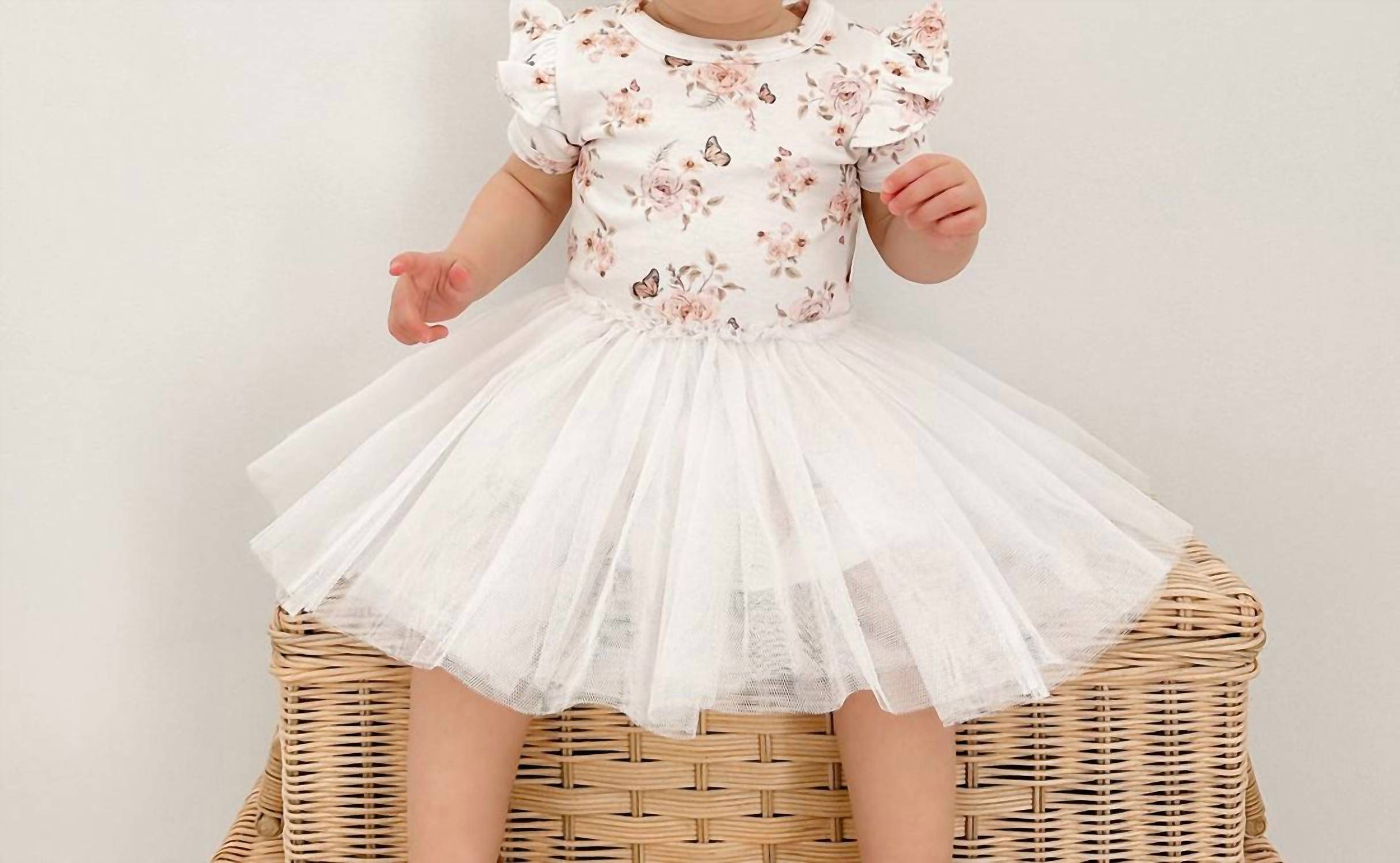 Платье-пачка Baby Butterfly Garden в белом цвете Aster & Oak
Платье-пачка Baby Butterfly Garden в белом цвете Aster & Oak