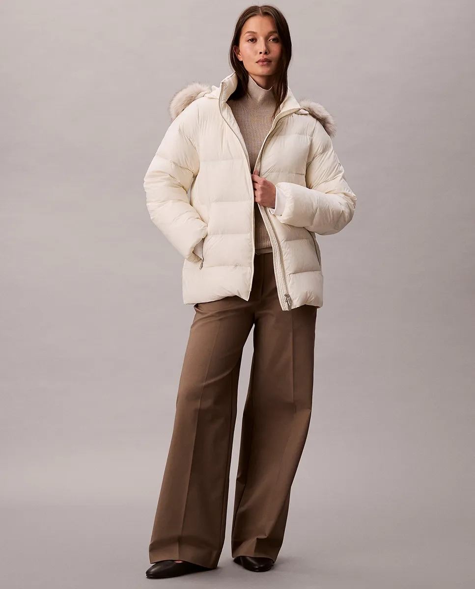 Короткая стеганая куртка Calvin Klein, белый
Короткая стеганая куртка Calvin Klein, белый