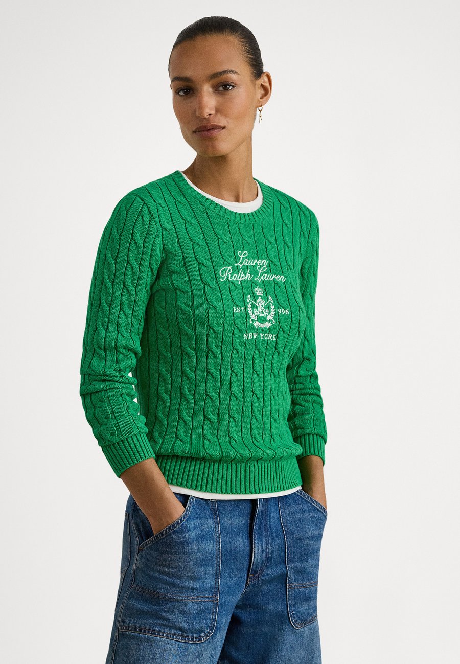 Джемпер Lauren Ralph Lauren Petite EMBROIDERED-CREST CABLE-KNIT SWEATER, Stem/Green
Джемпер Lauren Ralph Lauren Petite EMBROIDERED-CREST CABLE-KNIT SWEATER, Stem/Green