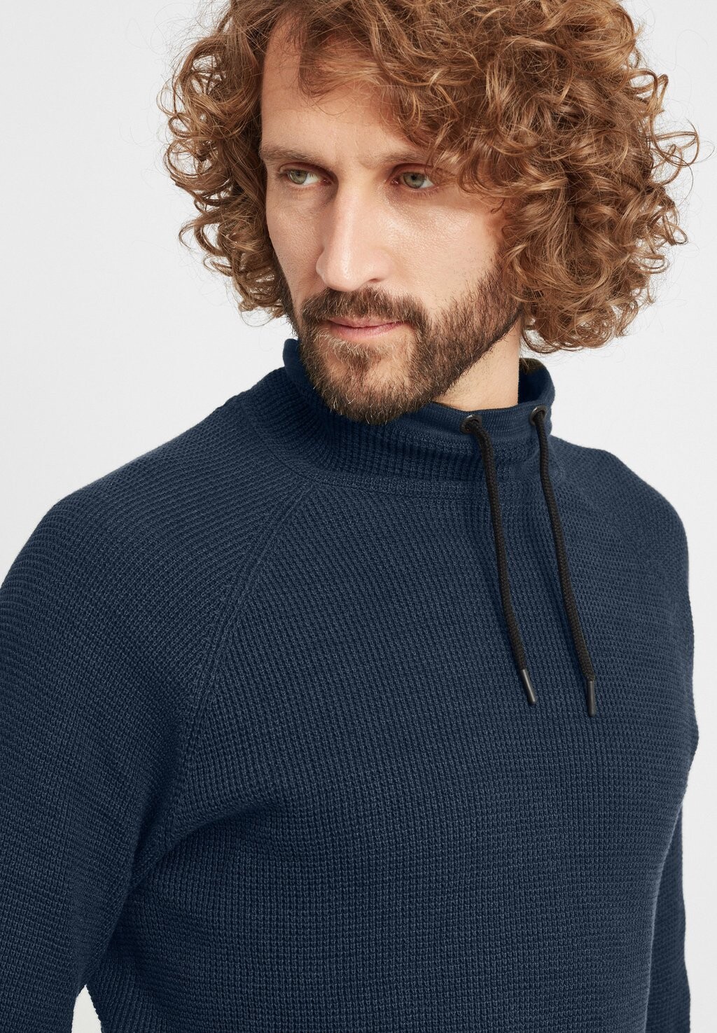 Джемпер BHCOMULCO Blend, синий
Джемпер BHCOMULCO Blend, синий