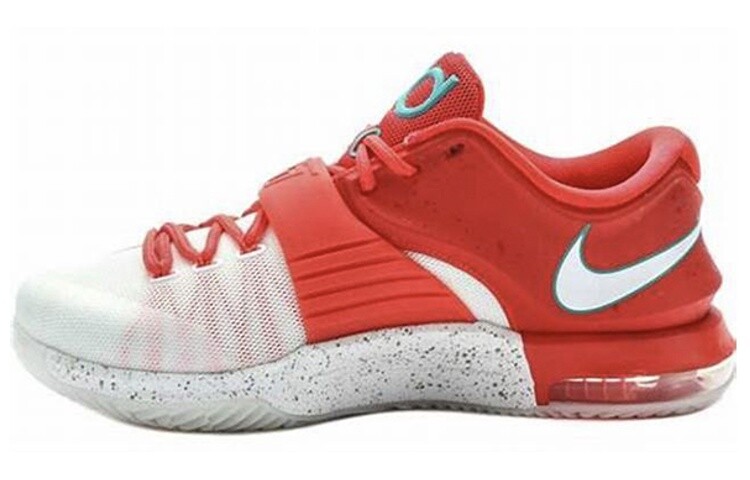 Кроссовки Nike KD 7 Christmas Eggnog
Кроссовки Nike KD 7 Christmas Eggnog