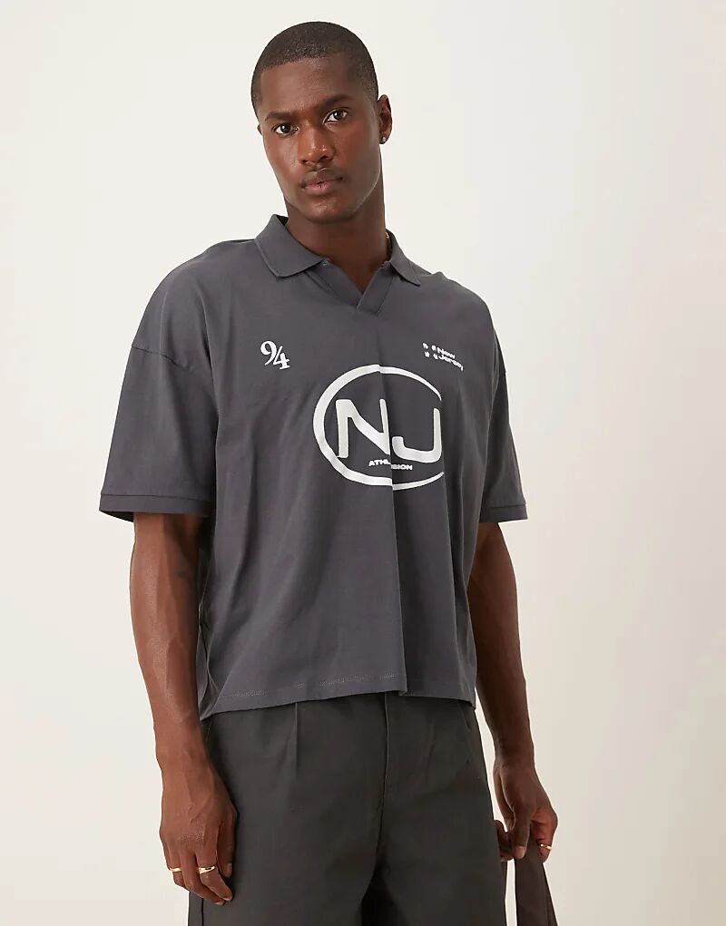 Футболка ASOS DESIGN свободного кроя с заниженной линией плеч и графикой
Футболка ASOS DESIGN свободного кроя с заниженной линией плеч и графикой