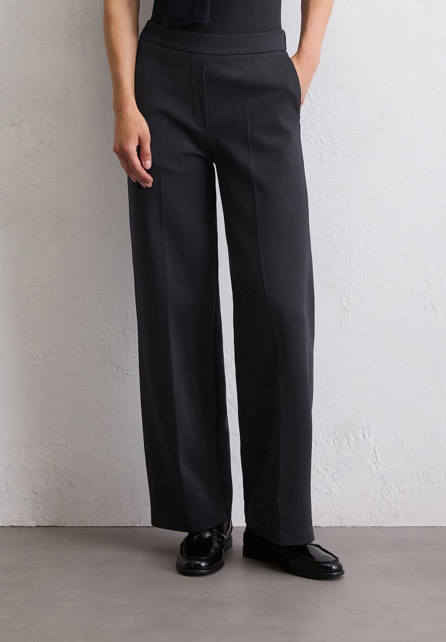 Брюки Marc O'Polo Trousers, Deep Night Blue/Dark Blue
Брюки Marc O'Polo Trousers, Deep Night Blue/Dark Blue
