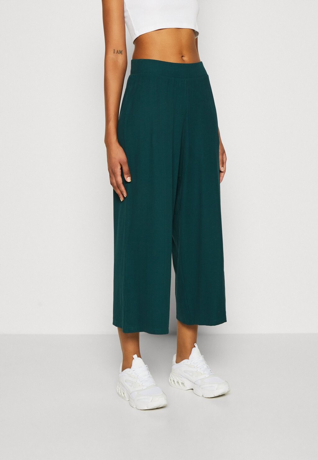 Брюки Even&Odd, зеленый
Брюки Even&Odd, зеленый